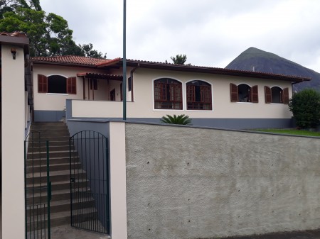 Venda Casa Nova Friburgo - RJ